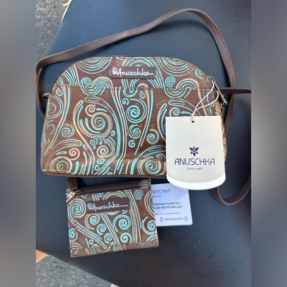 Anuschka Handbags - Brand new anuschka purse and new wallet perfect condition